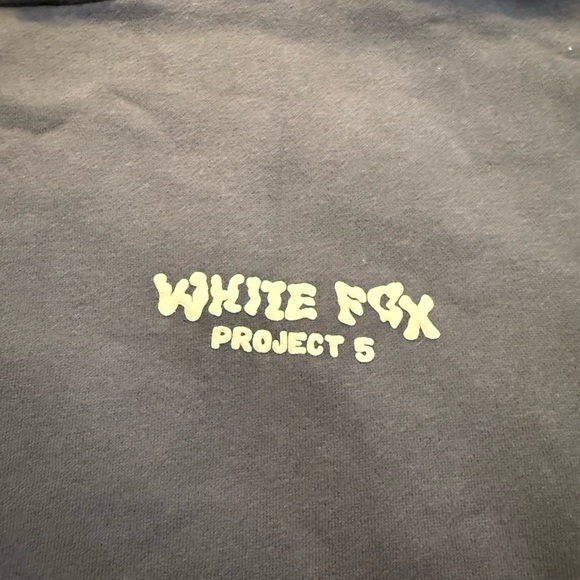 White Fox Project 5 Oversized Hoodie Size L/XL - Picture 3 of 8